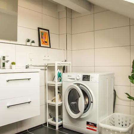 Das Raum-Wunder Mit Kueche Und Smart-Tv Karlsruhe Esterno foto